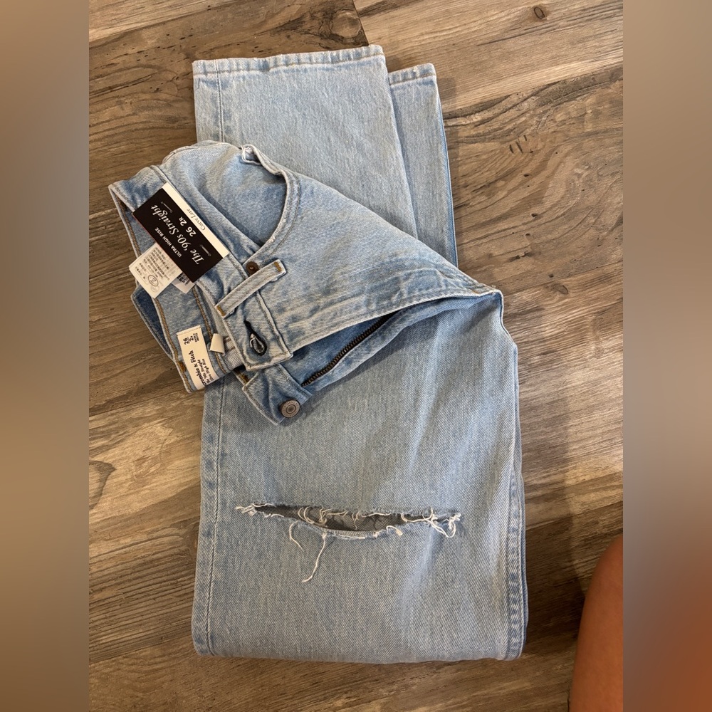 Abercrombie straight leg 90s denim jeans